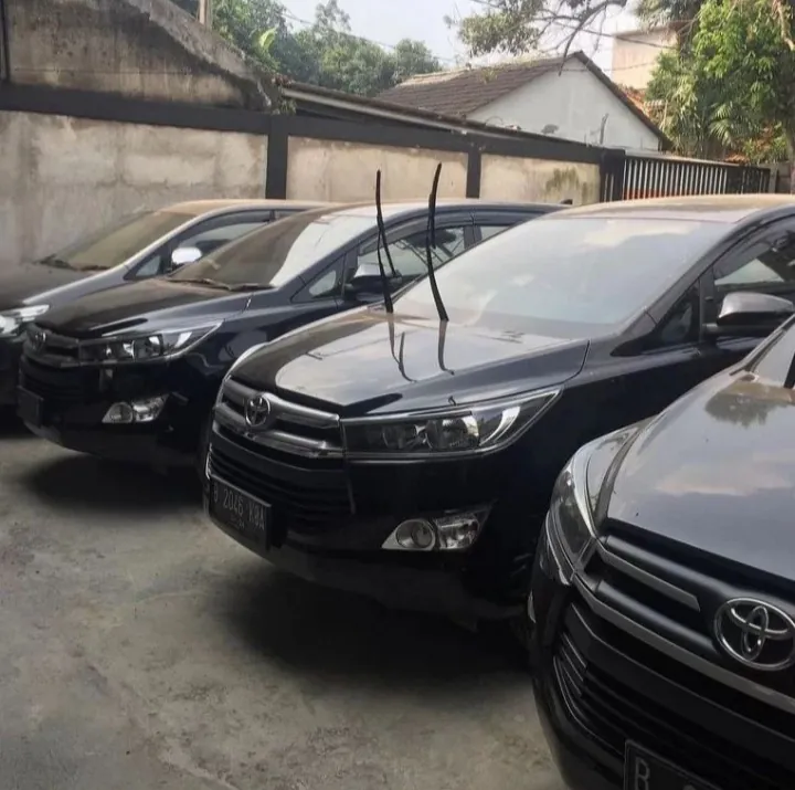 20 Rental Mobil Cibubur Murah, Bisa Sewa Lepas Kunci Mulai 350rb Agya dan 700rb Innova