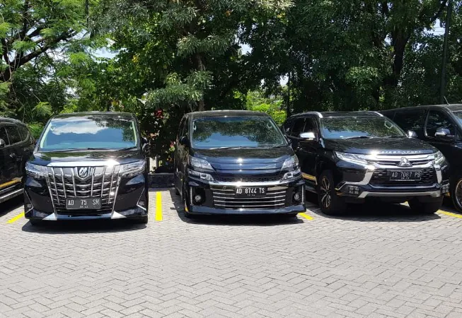 10 Tempat Sewa Alphard Semarang, Harga Rental Mulai 3 Juta Full Day