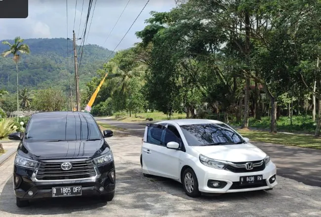 10 Rental Mobil Matraman, No 6 Sewa Lepas Kunci Murah 400.000