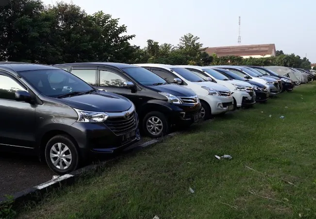 20 Rental Mobil Depok Lepas Kunci 24 Jam Harga Sewa Murah 300.000 Atau Dengan Supir 550.000