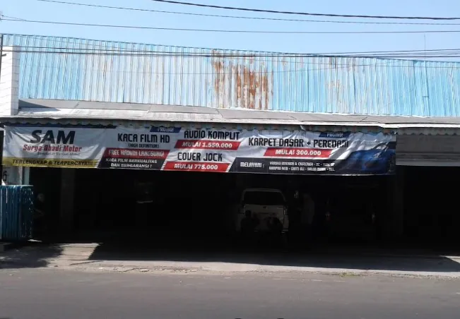 5 Bengkel Variasi Mobil Madiun, Toko Lampu dan Jok Murah