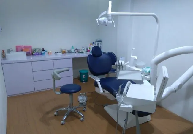 10 Dokter Gigi Manado, Harga Murah, Referensi Terbaik Untuk Atasi Masalah Mulut & Gigimu