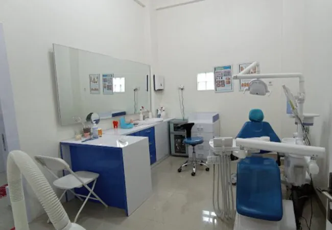 10 Dokter Gigi Jember Terbaik, Lengkap Alamat & No.Telp, Dan Melayani BPJS. Harga Mulai 100 Ribu