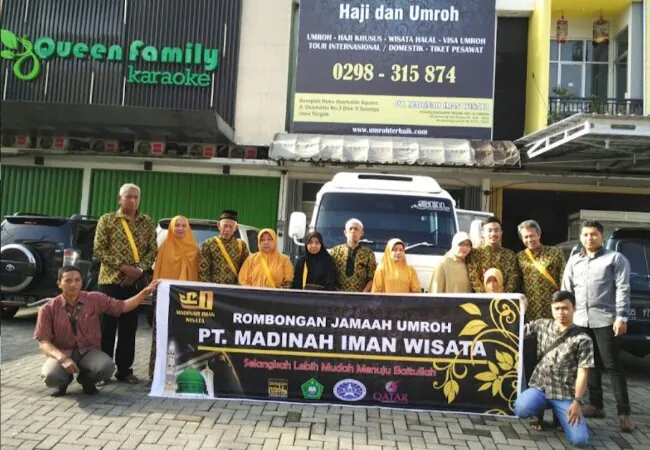 5 Biro Umroh Salatiga Terbaik Terpercaya, Harga Murah 7 Juta Untuk Perjalanan Wisata Religi Menyenangkan