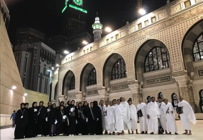 5 Travel Umroh Jombang Terbaik 2025, Harga Murah Rp.29.999K & Resmi Terdaftar Di Kemenag!