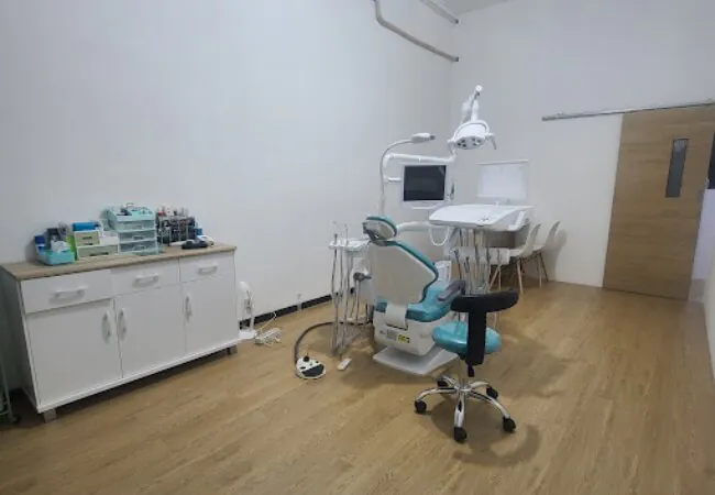 10 Dokter Gigi Anak Semarang, Harga Murah Rp.300.000, Terbaik & Ahli Untuk Atasi Si Kecil