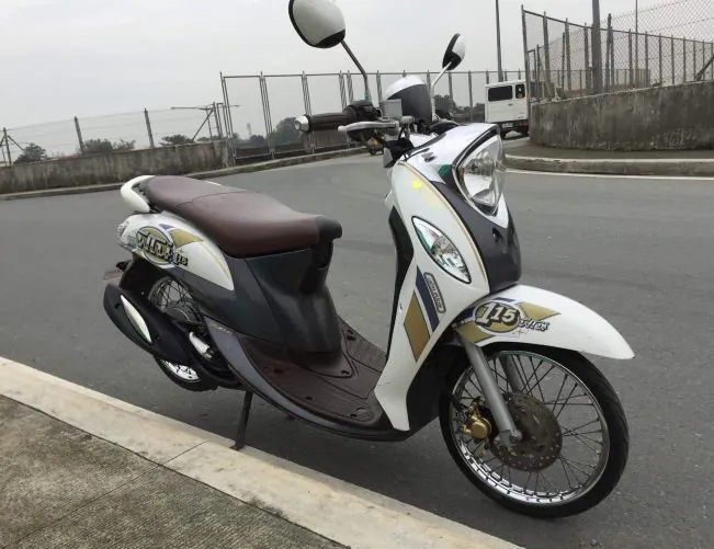 D&R Rent Sewa Motor Jakarta - Photo by Carousell