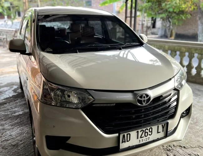Wijaya Makmur Rent Car Rental Mobil Sragen - Photo by Facebook