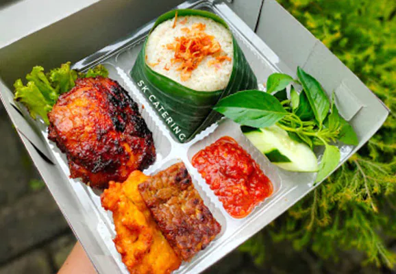 10 Catering Kediri Murah Lezat, Paket Nasi Mulai 10rb