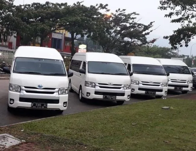 Agra Transport Rental Mobil Kalibata - Photo by Google