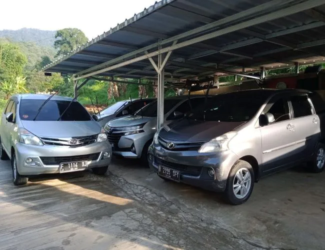 El Jingga Trans Rental Mobil Cipanas - Photo by Google