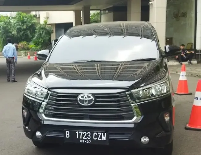 Globe Transport Rental Mobil Cijantung - Photo by Nicelocal