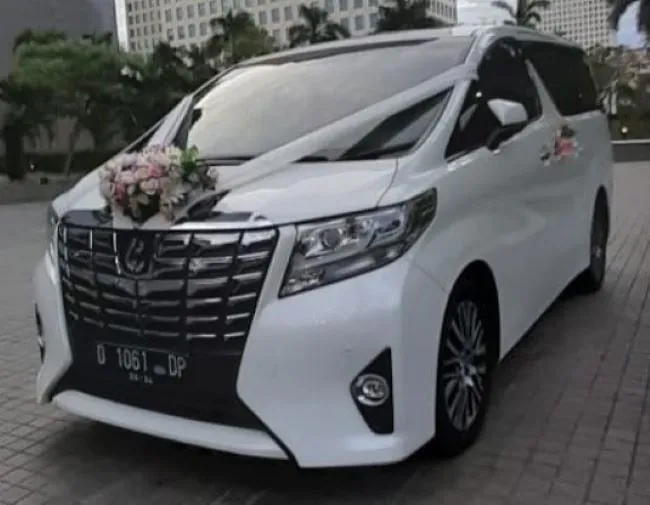 Sedekah Transindo Rental Mobil Tanah Abang - Photo by Google