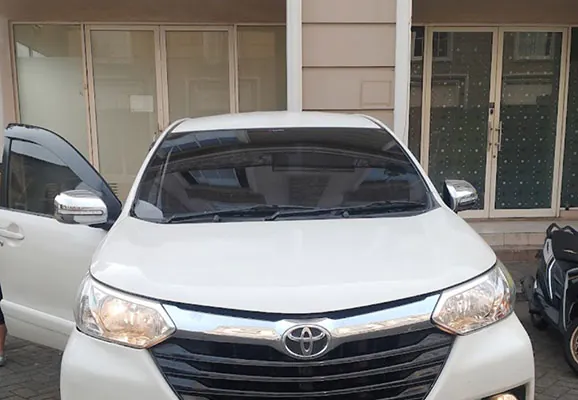 10 Rental Mobil Cipondoh Murah Mulai Rp350.000