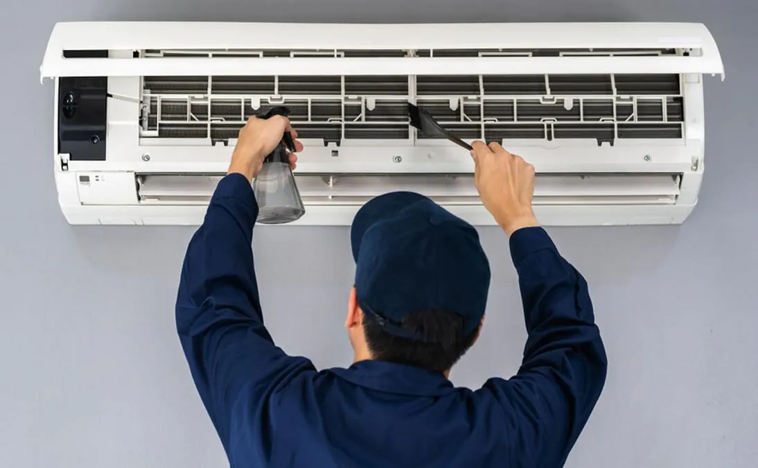 Biaya Service AC Banjarmasin Murah dan Berpengalaman yang Selalu Bisa Diandalkan Kapanpun dan Dimanapun 2023, Untuk Rumah dengan Merk Daikin Maupun Panasonic