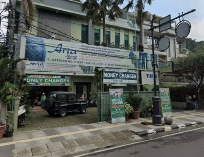 Aria Jaya Lestari Money Changer Bandung - Photo by Google