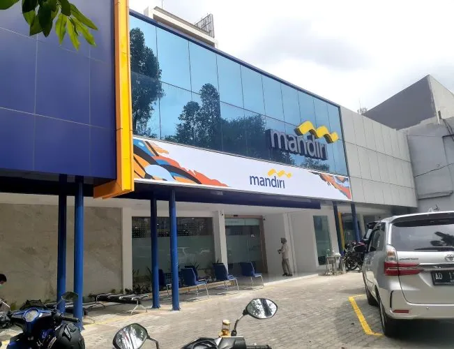 Bank Mandiri Money Changer Solo - Photo by Google