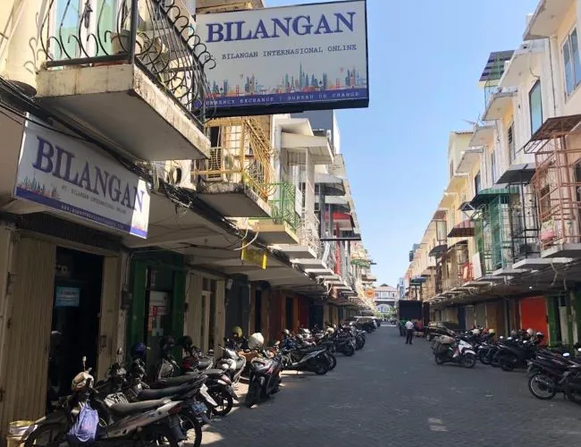 Bilangan Money Changer Surabaya - Photo by Google
