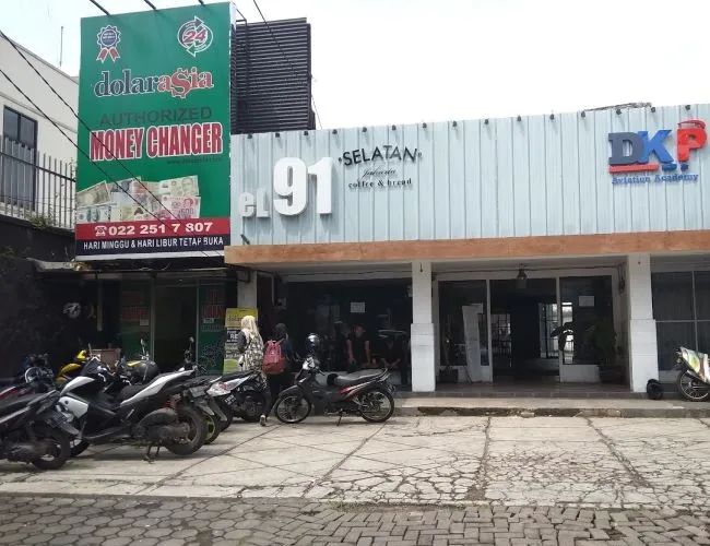 Dolarasia Money Changer Bandung - Photo by Google