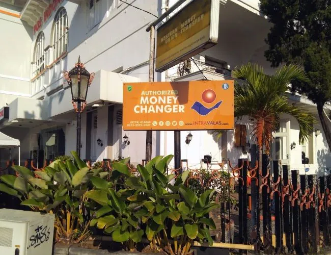 Intravalas Money Changer Jogja - Photo by Google