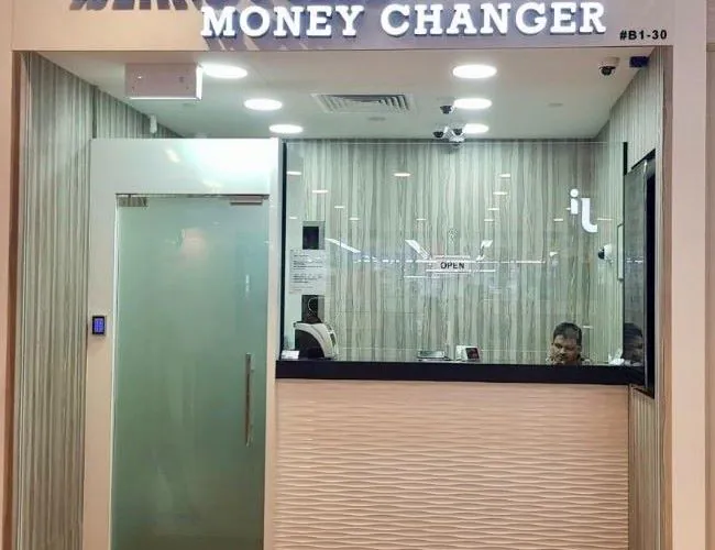 Money Changer Central Park - Photo by Google
