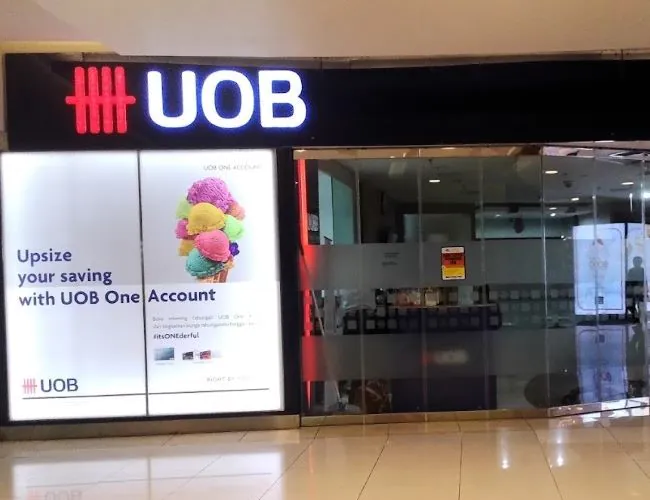 UOB Money Changer Central Park - Photo by Google