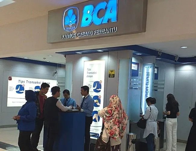 BCA Money Changer PIM - Photo by Google