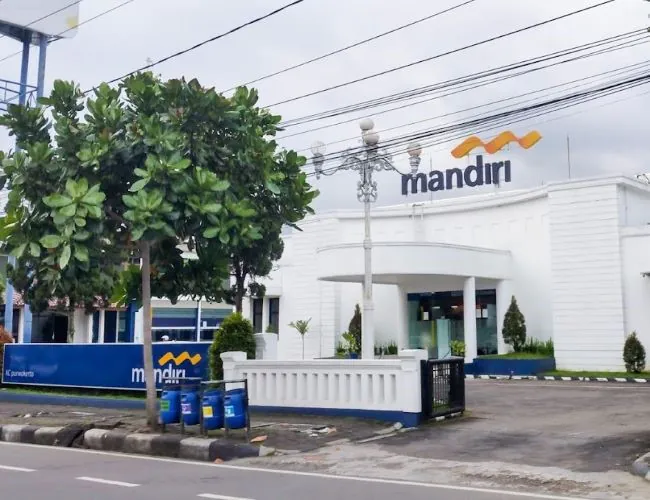Bank Mandiri Money Changer Purwokerto - Photo by Google