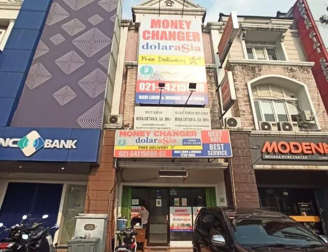 Dolarasia Money Changer Gading Serpong - Photo by Busines Site