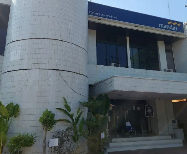 Mandiri Money Changer Sidoarjo - Photo by Google