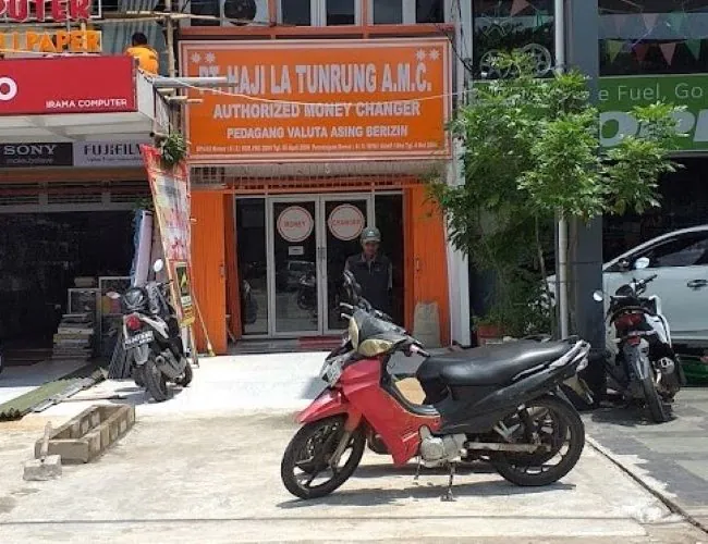 PT. Haji La Tunrung Money Changer Pontianak - Photo by Google