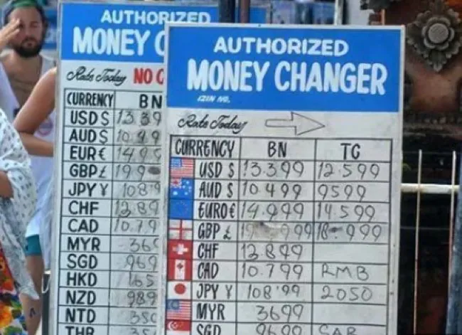 Royal Money Changer Cikarang - Photo by Go Valuta